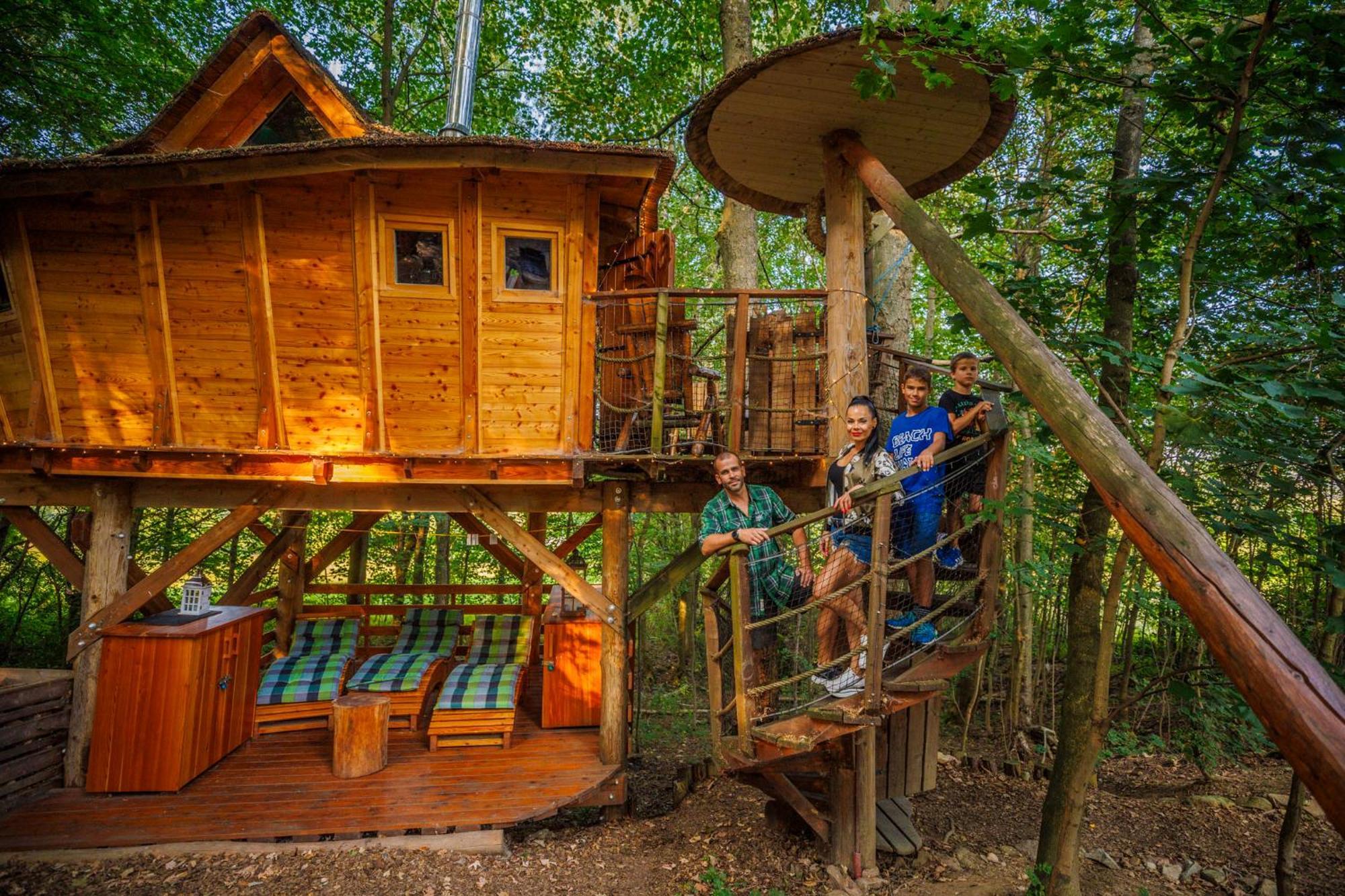 فندق Treehous Sneznik S Wellness Dolní Morava المظهر الخارجي الصورة